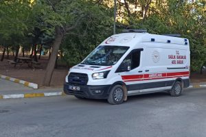 Mardin’de intihara kalkışan genç, kazara önce annesini sonra kendini vurdu