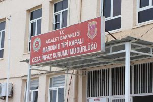 Mardin’de cezaevi firarisi saklandığı adreste yakalandı