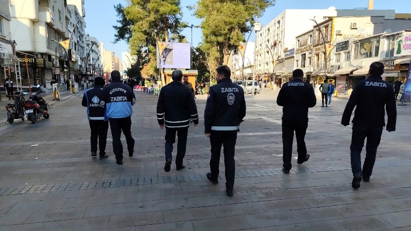 Kızıltepe’de meydana seyyar satıcıların girmesi yasaklandı