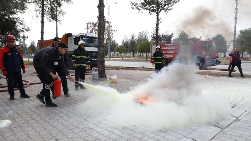 Mardin OSB’de yangın eğitimi ve tahliye tatbikatı gerçekleştirildi