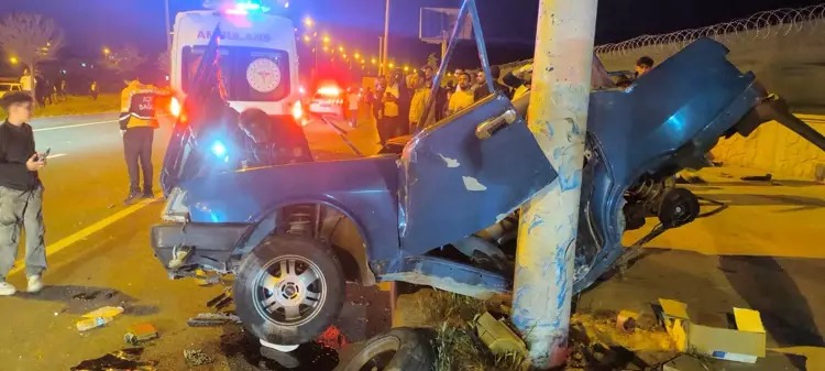 Mardin’de kaza yapan otomobil kağıt gibi dağıldı: 1 ağır yaralı